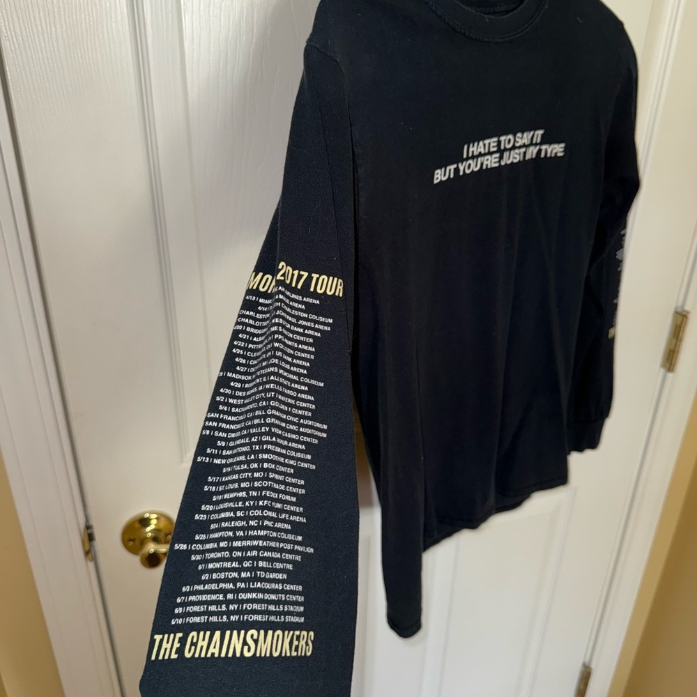 LONG SLEEVE CONCERT T-SHIRT 2017 Chainsmokers Memories Tour